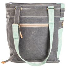 Load image into Gallery viewer, WILD LIFE TOTE BAG
