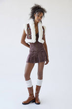 Load image into Gallery viewer, Carver Faux Fur Trim Vest
