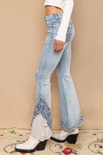 Load image into Gallery viewer, Bell Bottom Stretch Patchwork Jeans
