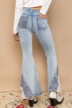 Load image into Gallery viewer, Bell Bottom Stretch Patchwork Jeans
