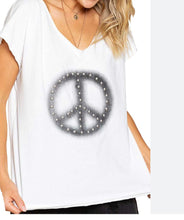 Load image into Gallery viewer, Peace sign oversized Tee
